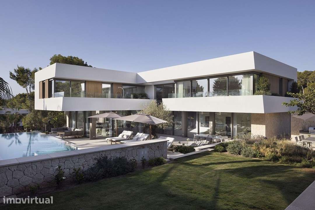 Moradia T5 em Batalha, €456.000