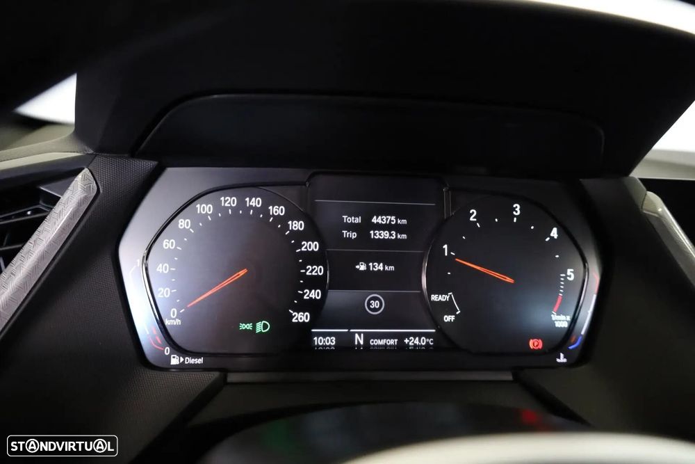 BMW 116 d Pack Desportivo M - 25