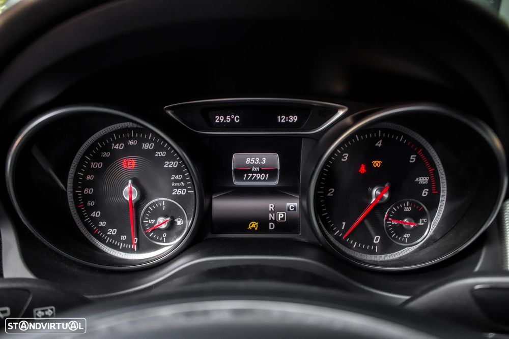 Mercedes-Benz CLA 180 d Shooting Brake Aut. - 18
