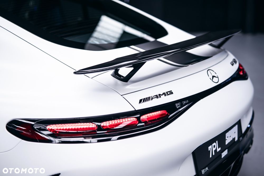 Mercedes-Benz AMG GT - 31