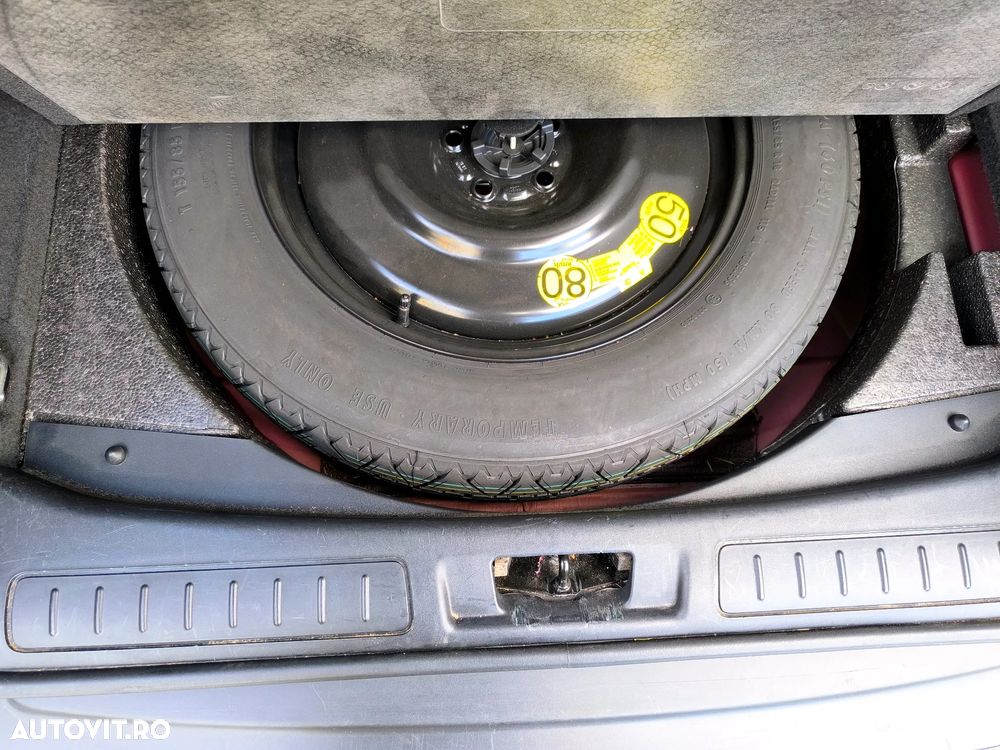 Land Rover Range Rover Evoque - 12