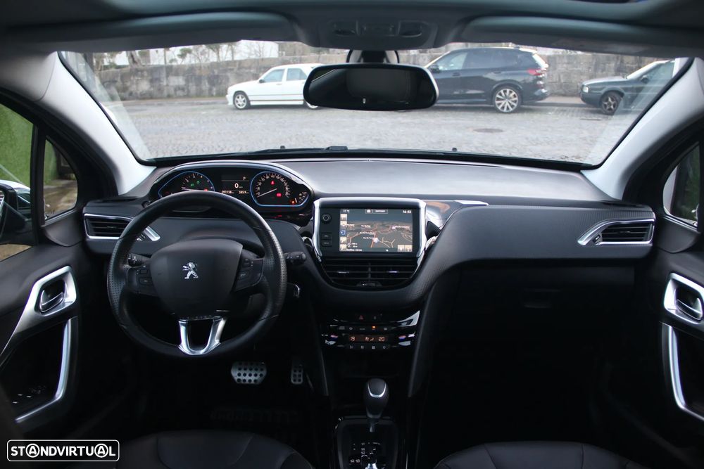 Peugeot 2008 PureTech 110 Stop&Start EAT6 Crossway - 10