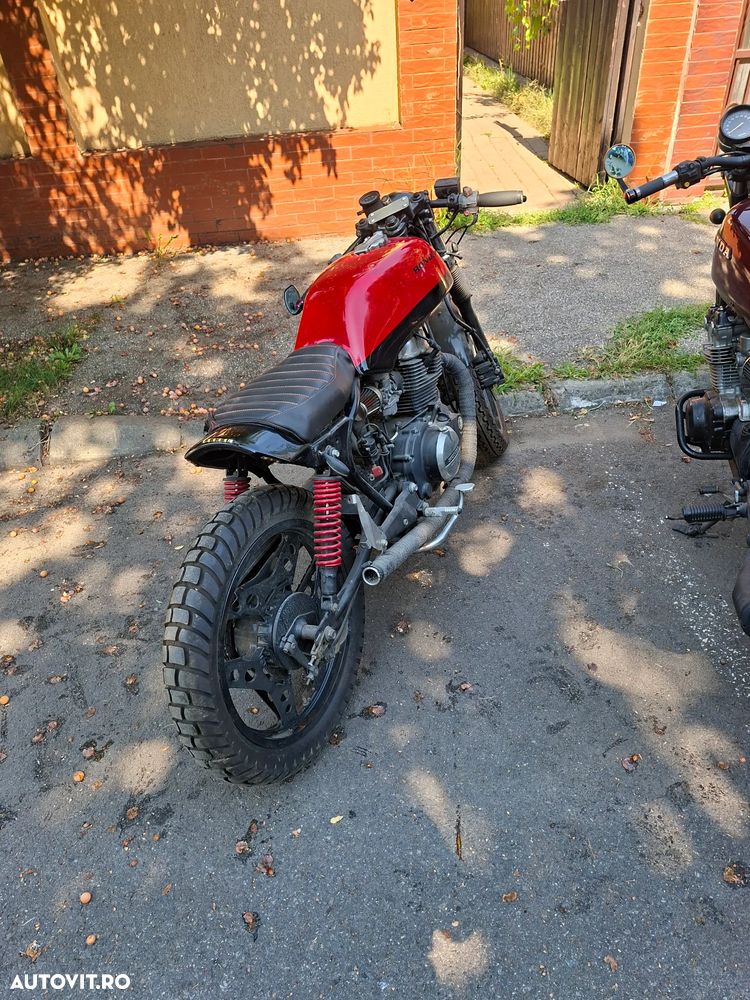 Honda CB 400F - 3