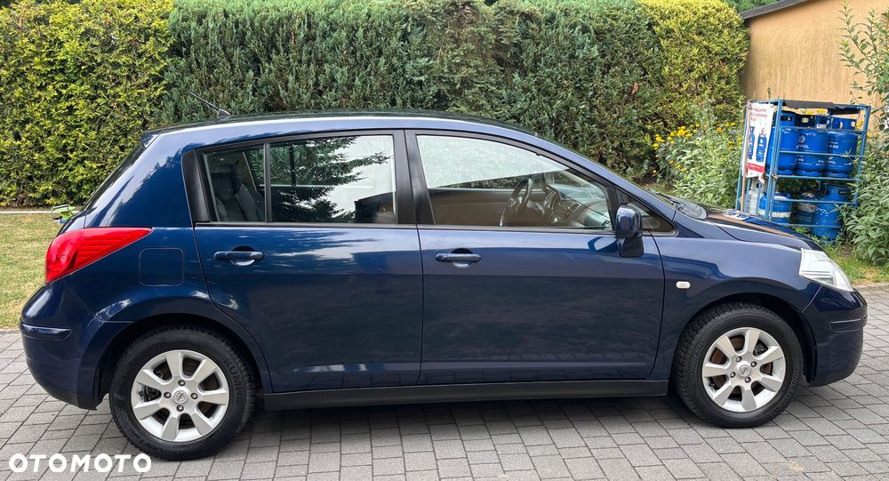 Nissan Tiida - 20