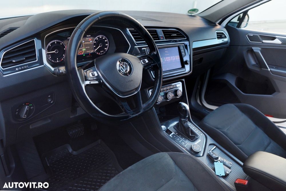 Volkswagen Tiguan - 5