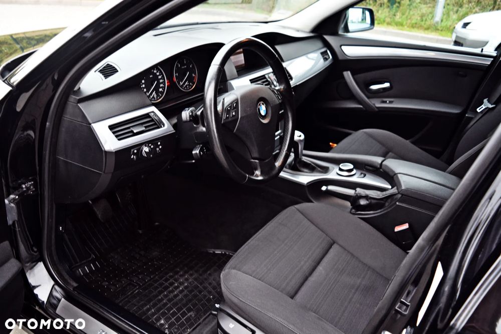 BMW Seria 5 520d Touring - 19