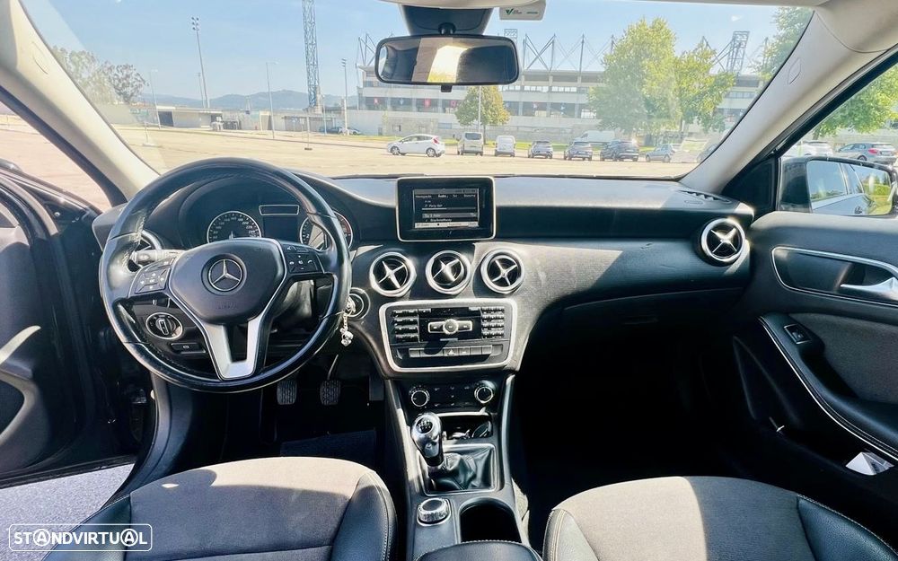 Mercedes-Benz A 180 CDI BlueEFFICIENCY - 4