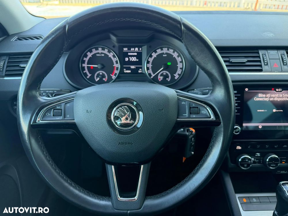 Skoda Octavia 2.0 TDI DSG Style - 10