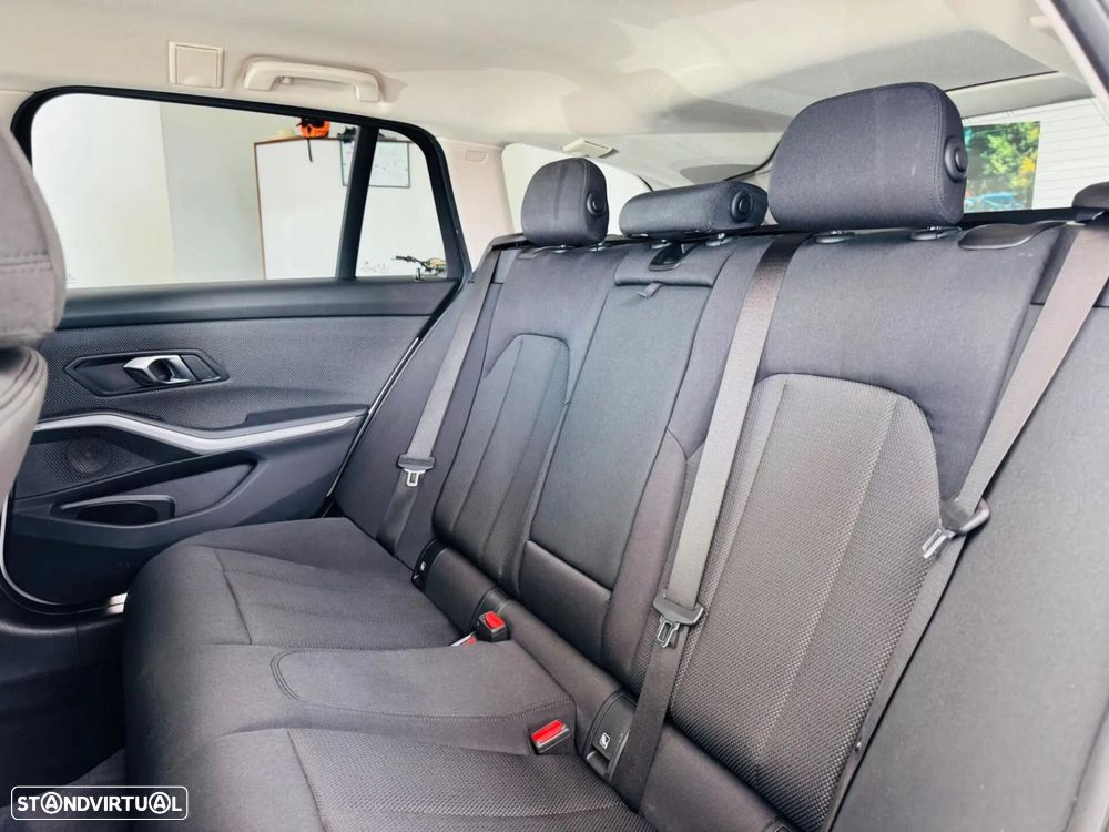 BMW 320 d Aut. Advantage - 43