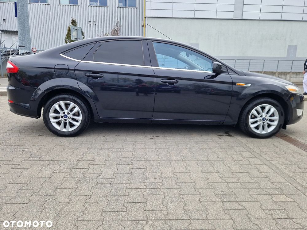 Ford Mondeo 2.0 TDCi Titanium X - 2