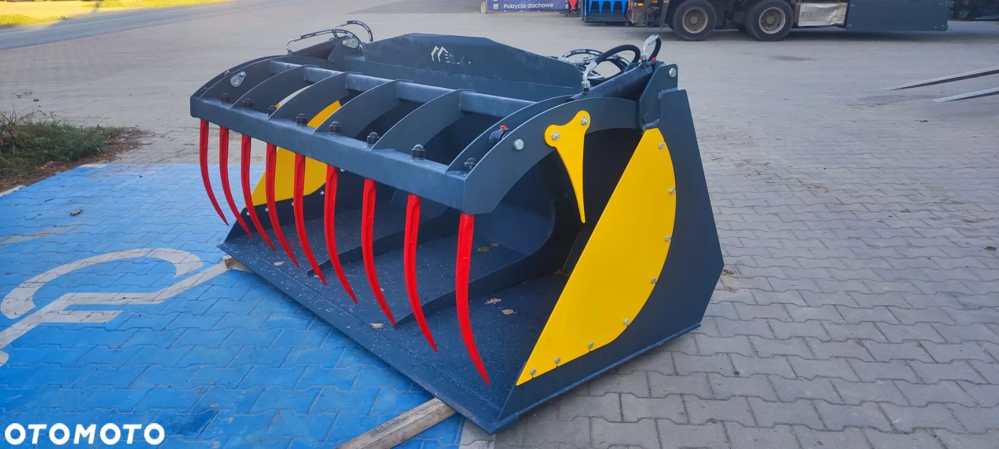Łyżko-krokodyl 260 cm do ładowarki Merlo, Matbro, Mustang, O&K, Volvo. - 1