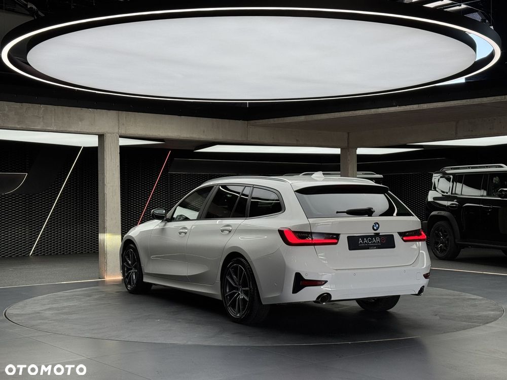 BMW Seria 3 320i Advantage - 4