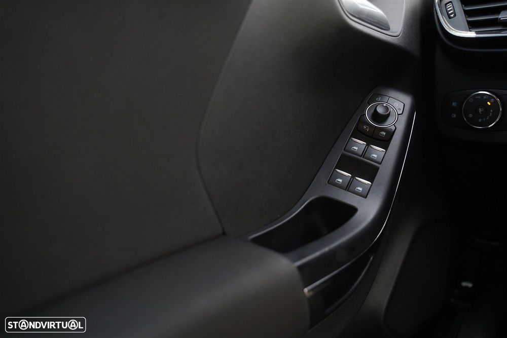 Ford Puma 1.0 EcoBoost ST-Line Aut. — fotografia 16