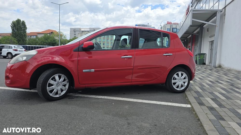 Renault Clio III 1.2 16V Dynamique - 4