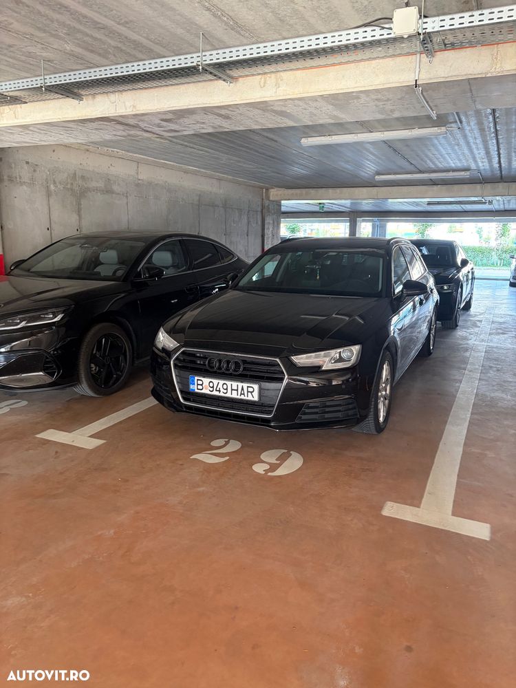 Audi A4 Avant 2.0 TDI S tronic - 1