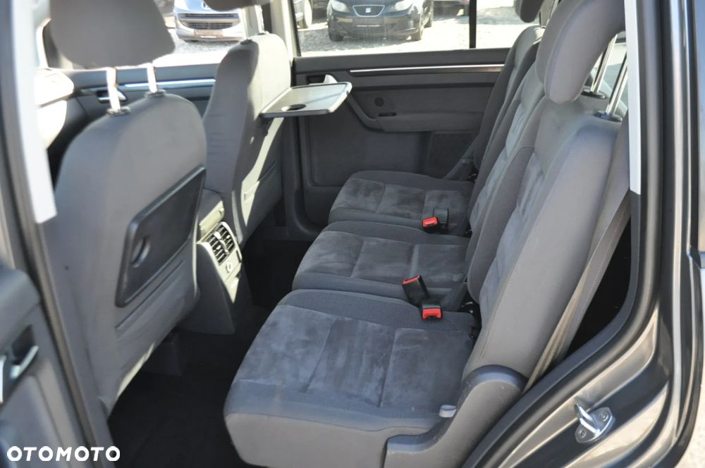 Volkswagen Touran 2.0 TDI DPF Comfortline - 10