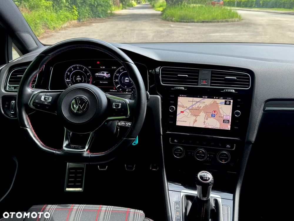 Volkswagen Golf GTI 2.0 TSI OPF Performance - 16