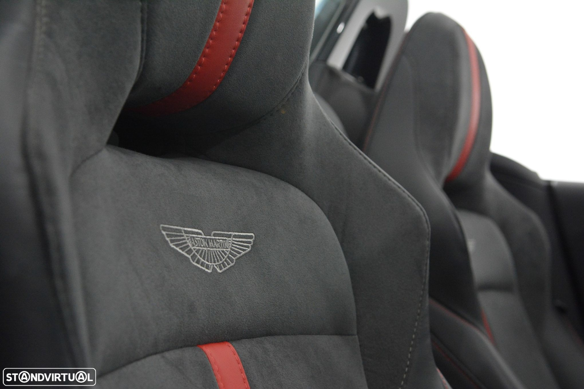 Aston Martin Vantage Roadster V8 F1 Edition - 26