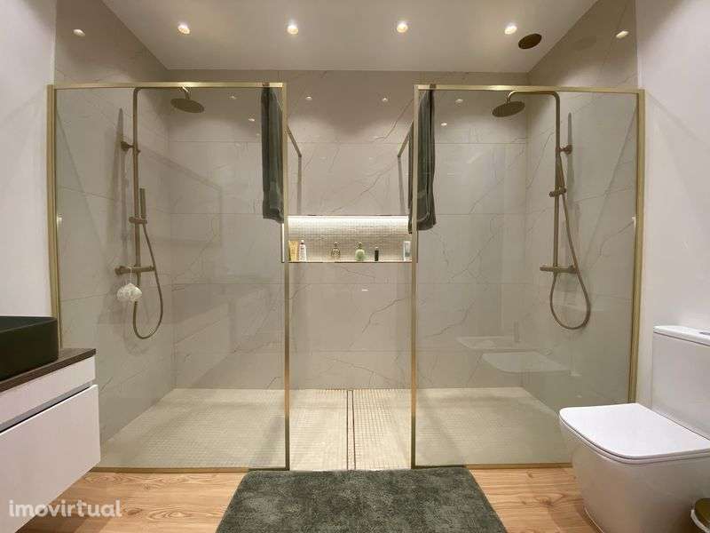 Moradia Luxo 665m² | T6 + Guest House | Piscina | Rendimento 1.400€ - Grande imagem: 3/12