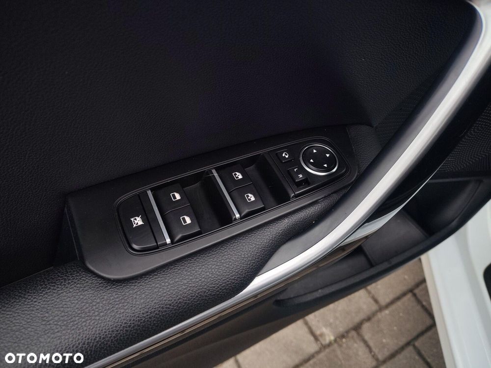 Kia Ceed - 16
