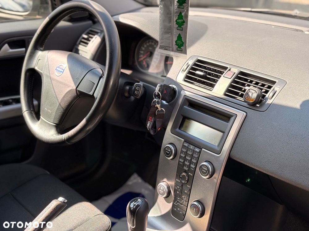 Volvo V50 - 18