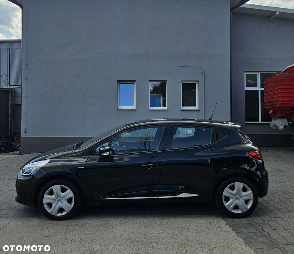 Renault Clio 1.2 16V 75 LIMITED - 3