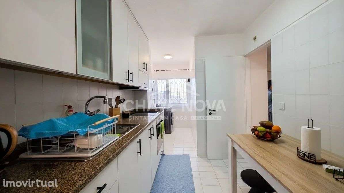 LA - Apartamento T3 duplex, para venda, Nogueira Regedora, S.M. Feira - Grande imagem: 5/23