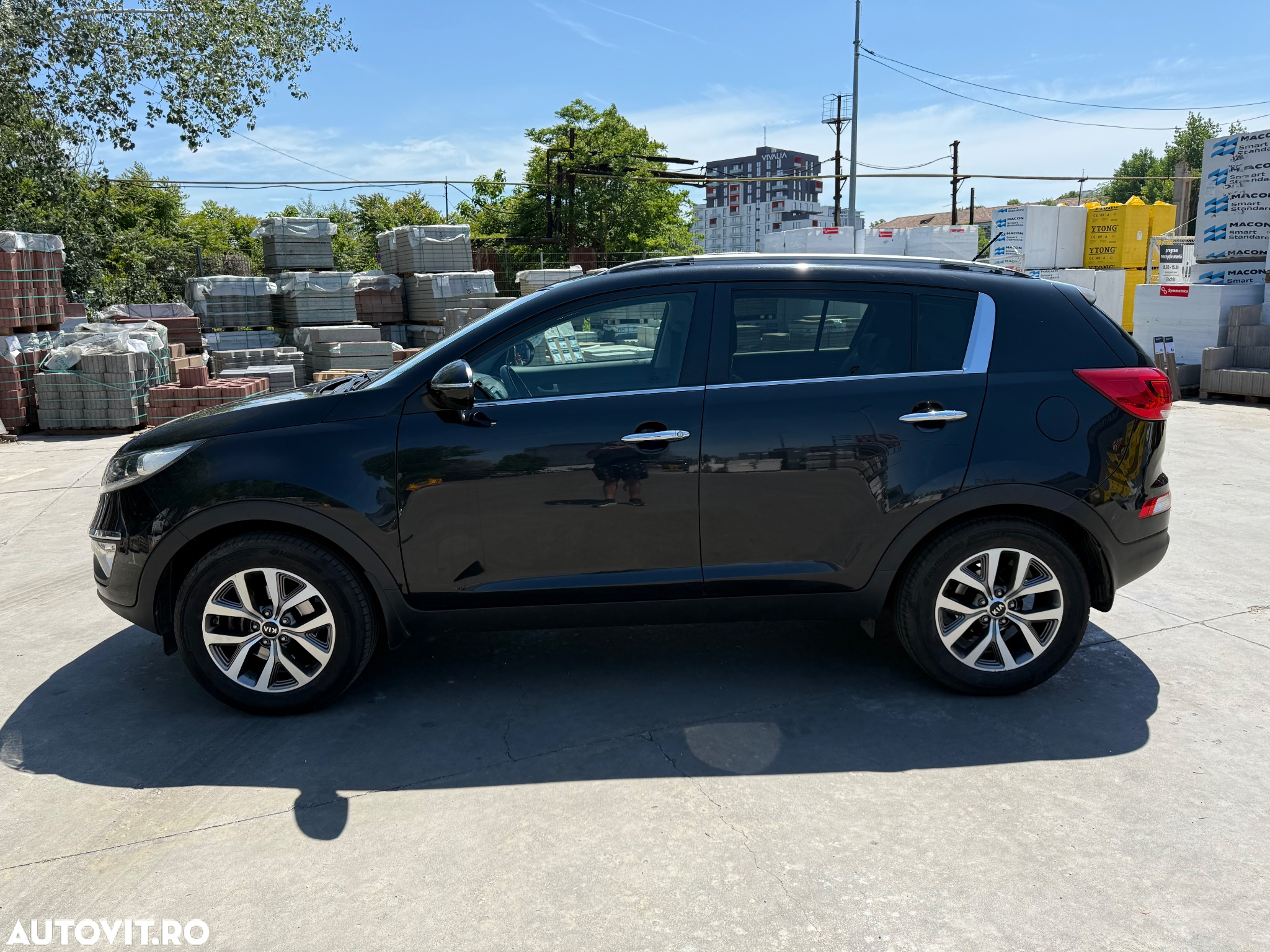 Kia Sportage 1.6 GSL MT 4x2 CLASSIC - 2