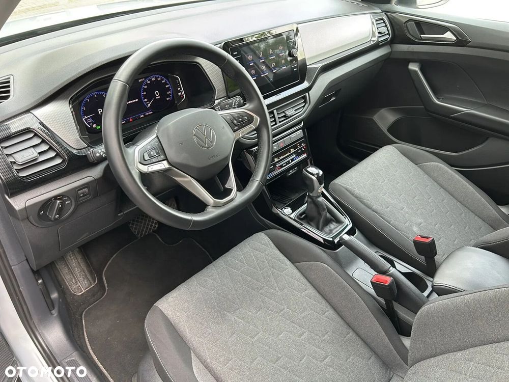 Volkswagen T-Cross - 8