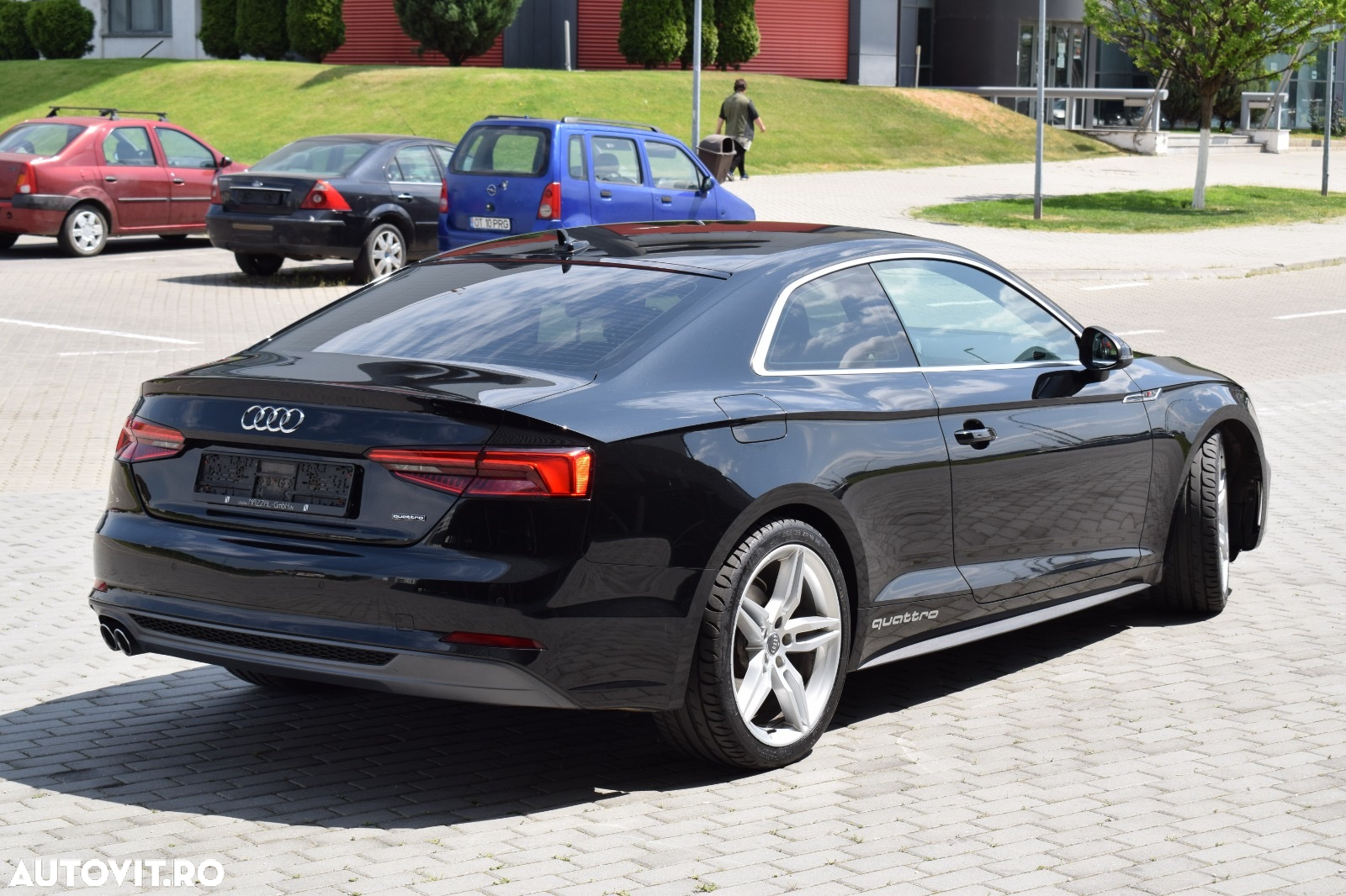 Audi A5 Coupe 2.0 40 TDI quattro S tronic Sport - 10