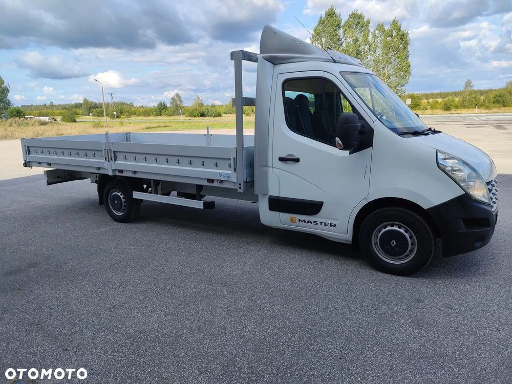 Renault Master - 18