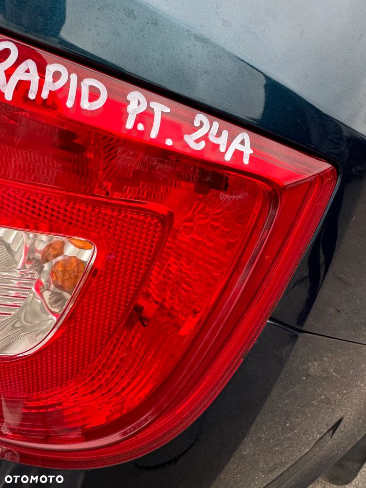 SKODA RAPID LAMPA PRAWY TYŁ PRAWA TYLNA - 5