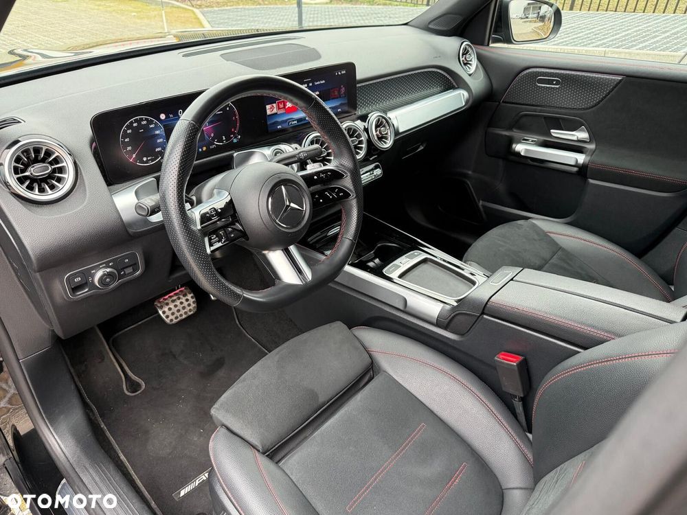 Mercedes-Benz GLB 200 d AMG Line 8G-DCT - 10