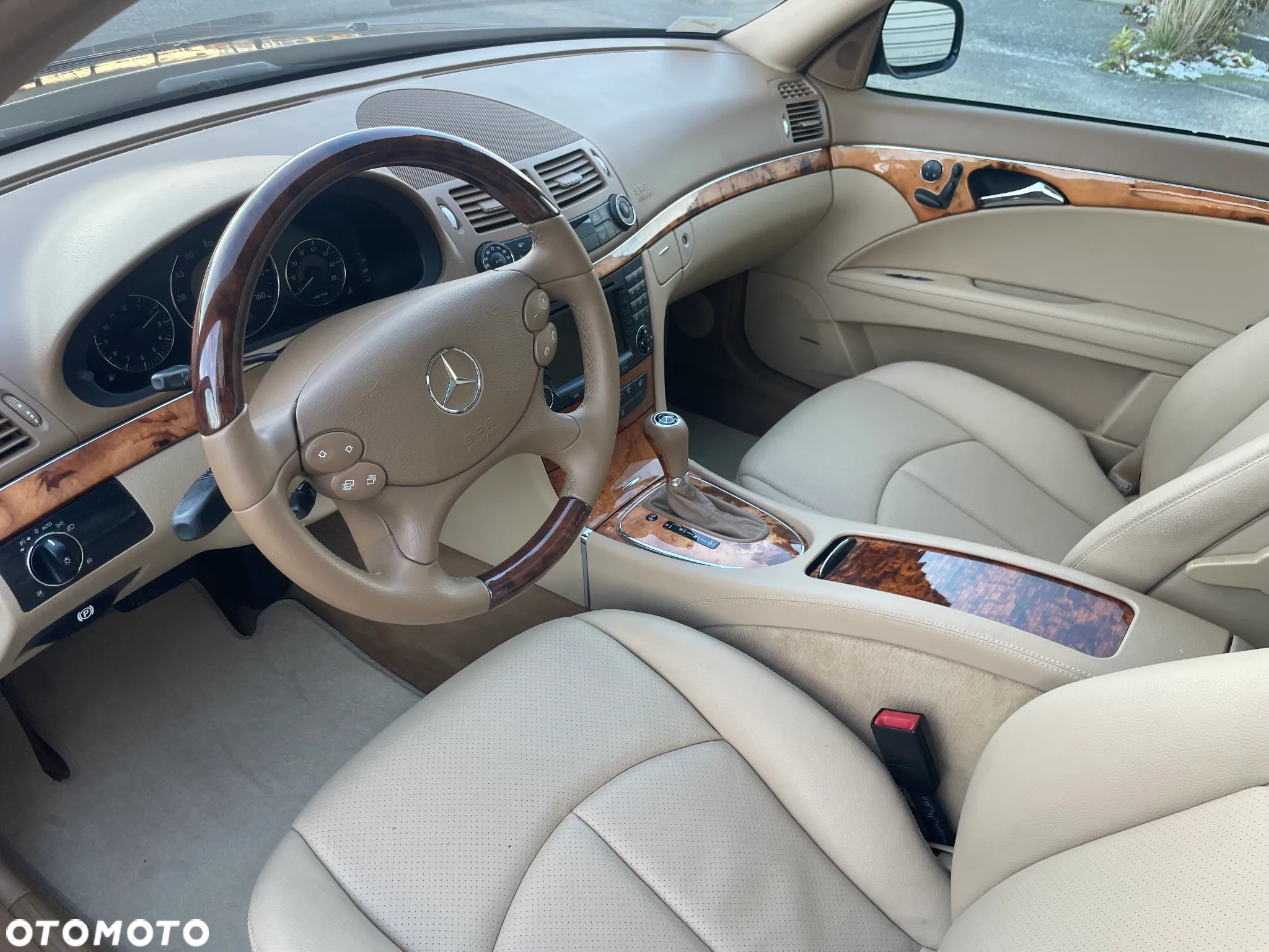 Mercedes-Benz Klasa E 350 4-Matic - 2