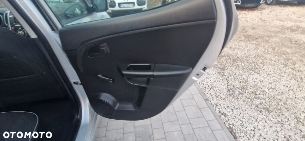 Kia Venga 1.4 CVVT Attract - 19