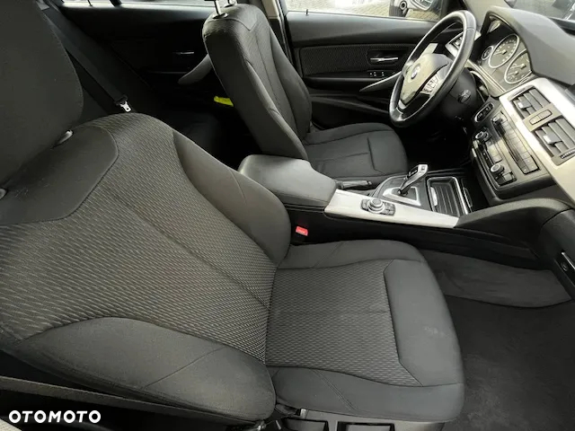 BMW Seria 3 - 17