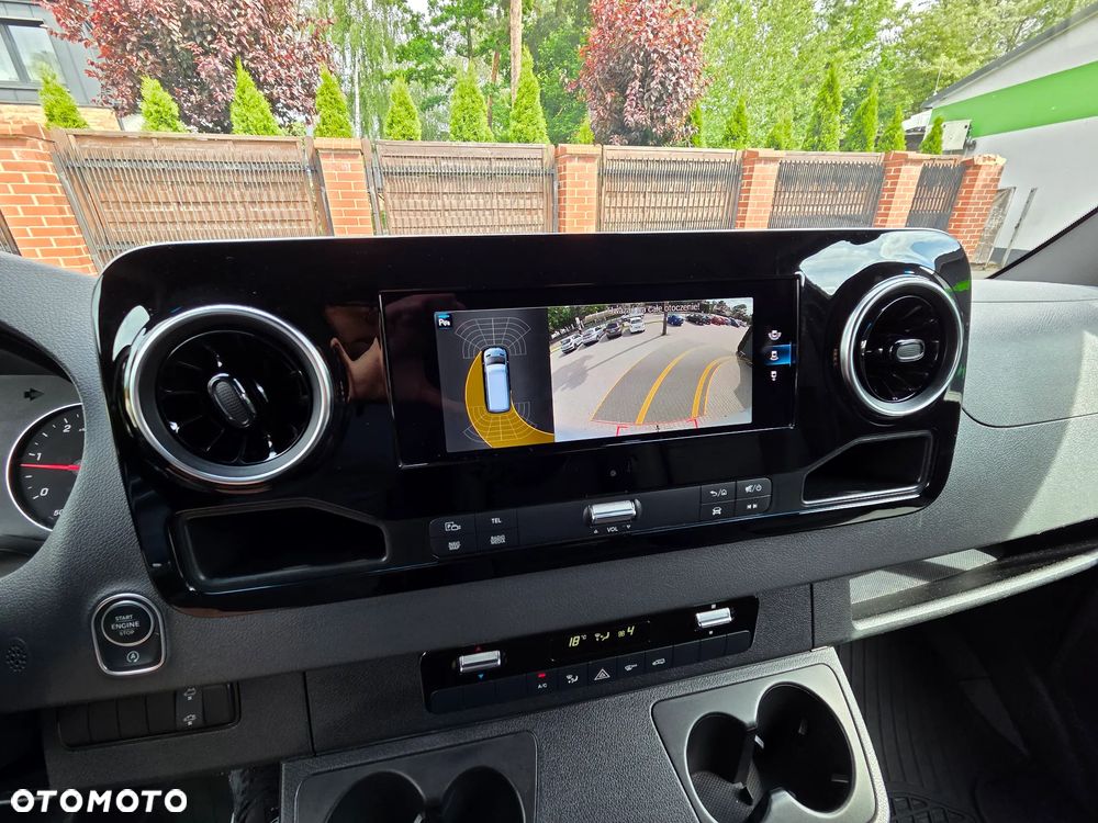 Mercedes-Benz Sprinter - 19
