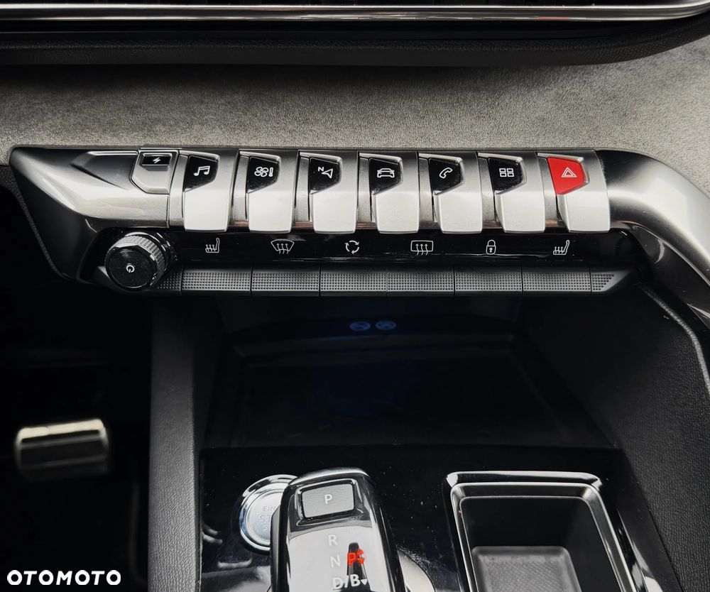 Peugeot 3008 1.6 PureTech Hybrid4 PHEV GT Pack S&S EAT8 - 13