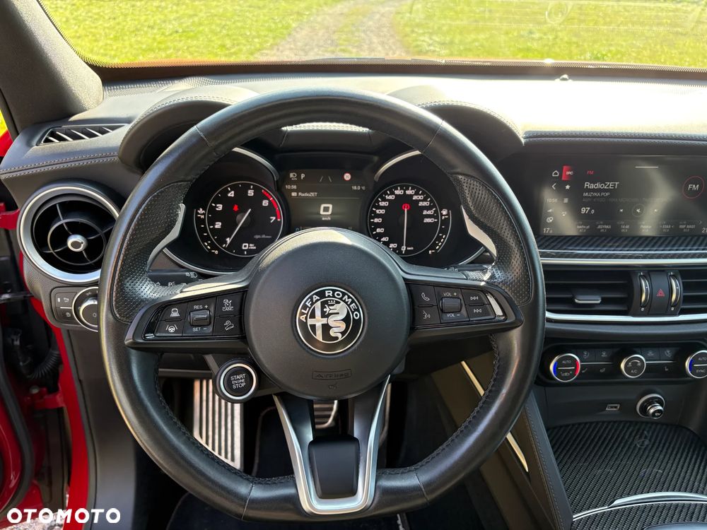 Alfa Romeo Stelvio 2.0 Turbo Veloce TI Q4 - 19
