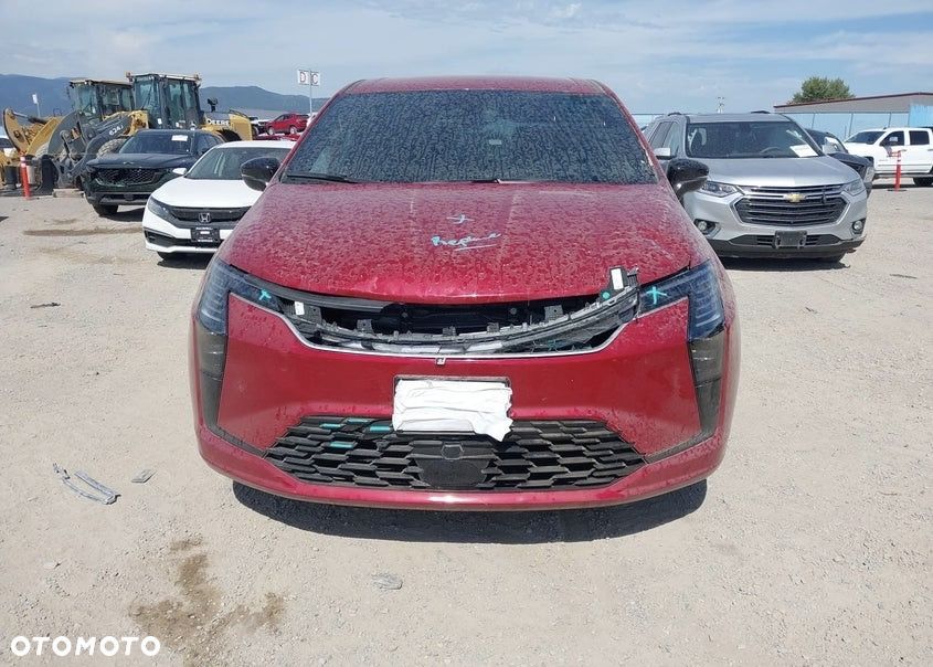 Chrysler Pacifica - 4