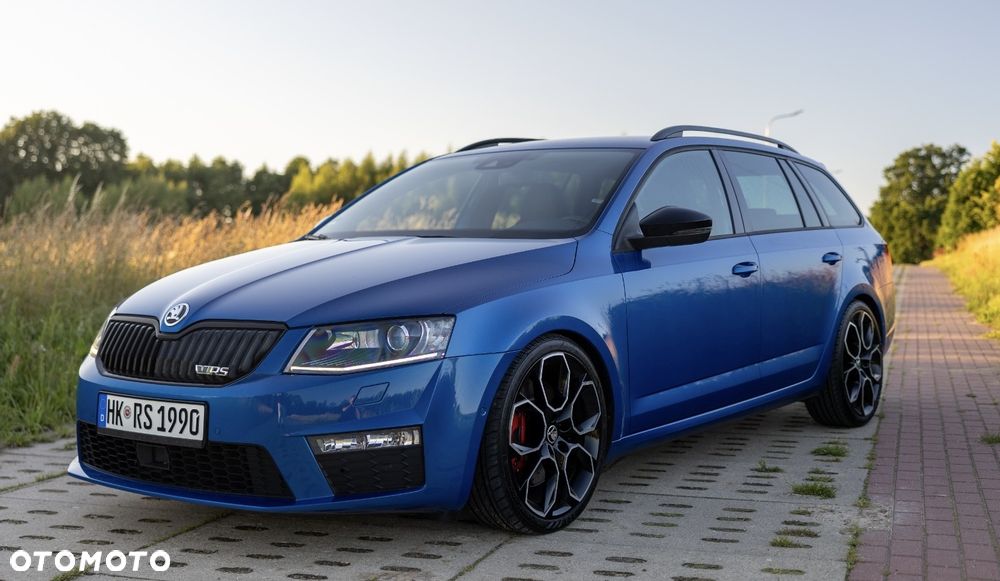 Skoda Octavia 2.0 TDI DSG RS - 1