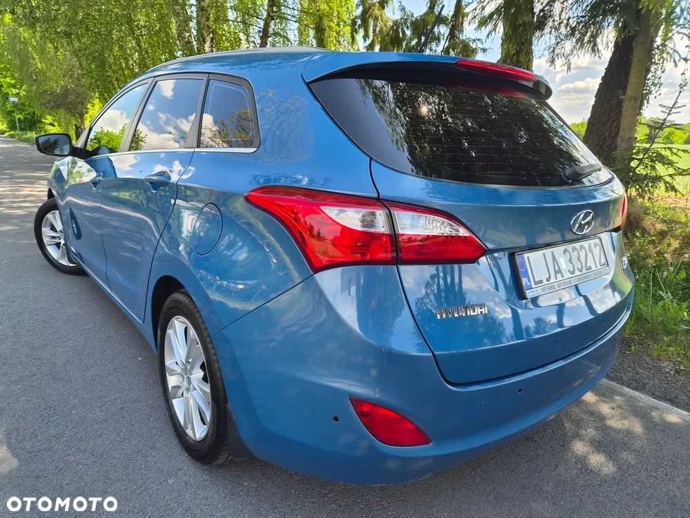 Hyundai i30 i30cw 1.4 Fifa World Cup Edition - 6