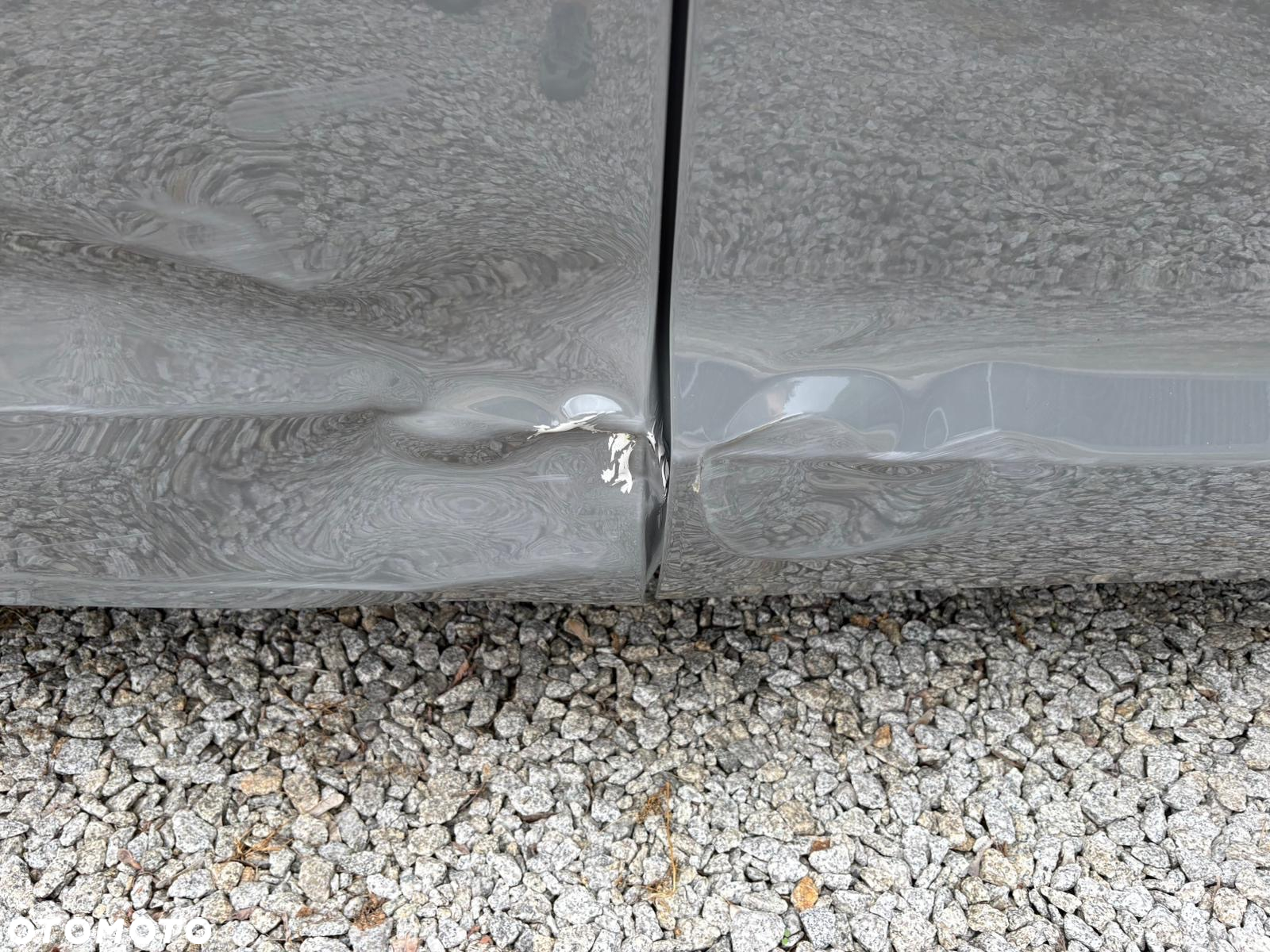 Chrysler Pacifica - 18