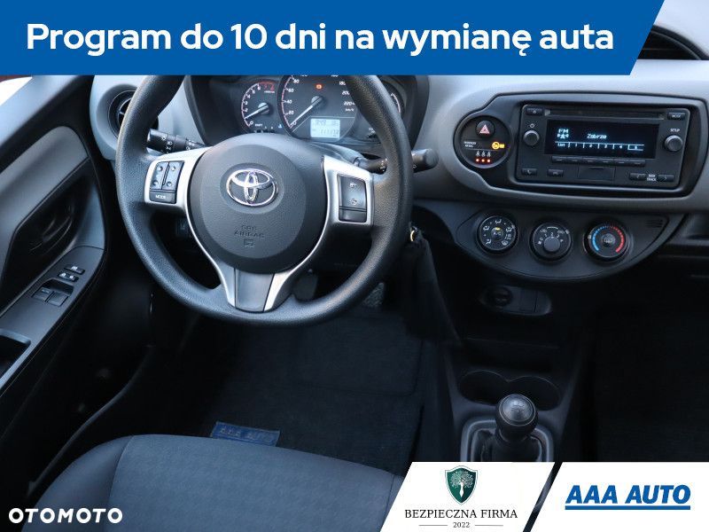 Toyota Yaris - 8