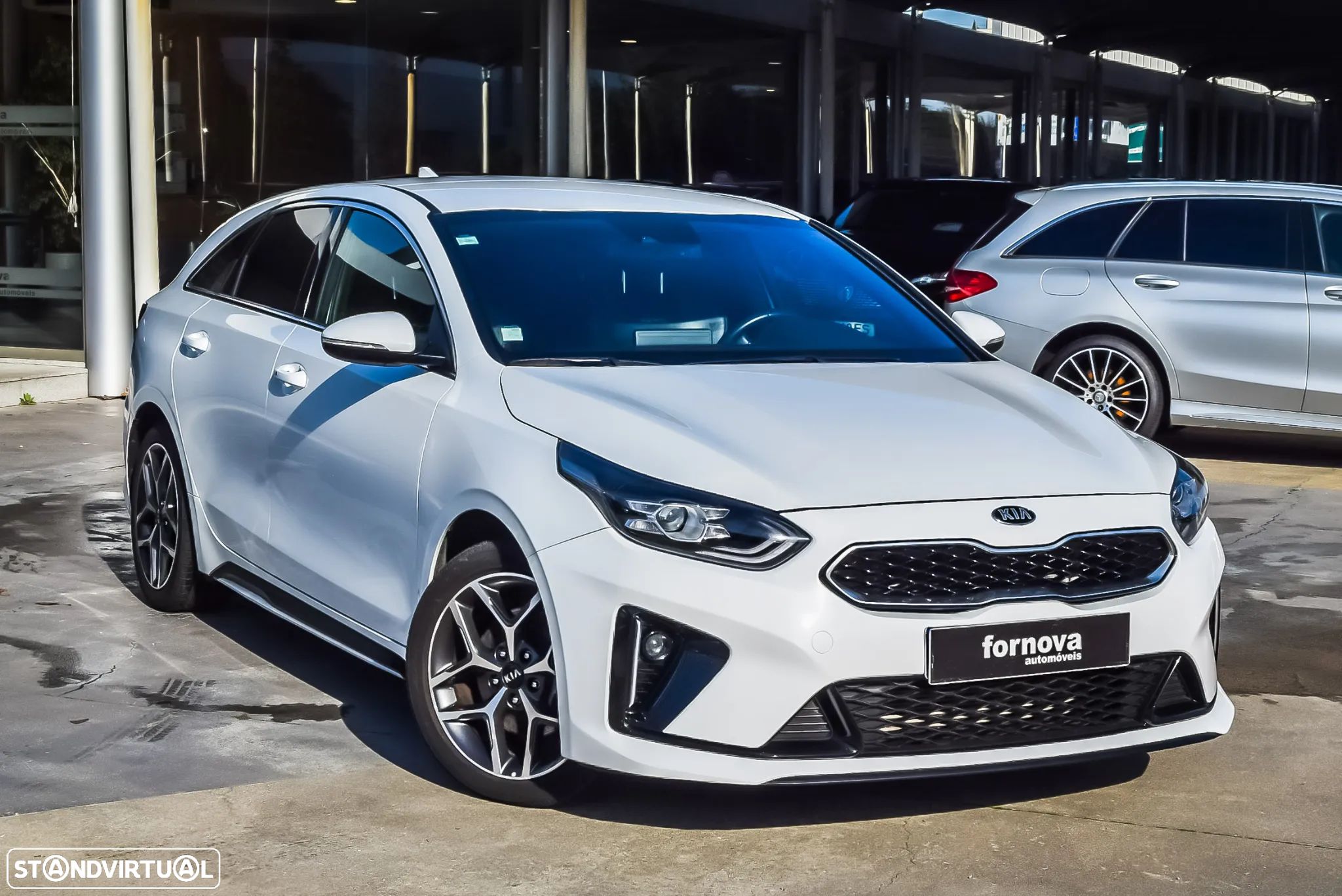 Kia ProCeed 1.0 T-GDI GT Line - 1