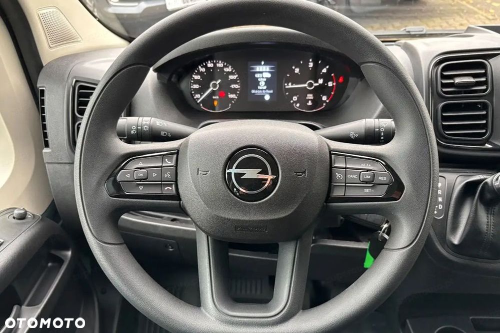 Opel Movano Heavy L3H2 AT8 2.2 140KM - 8