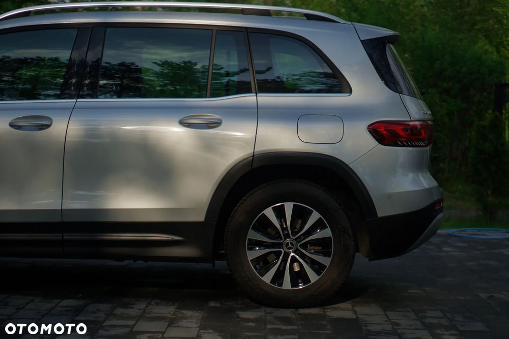 Mercedes-Benz GLB 200 7G-DCT Style - 10