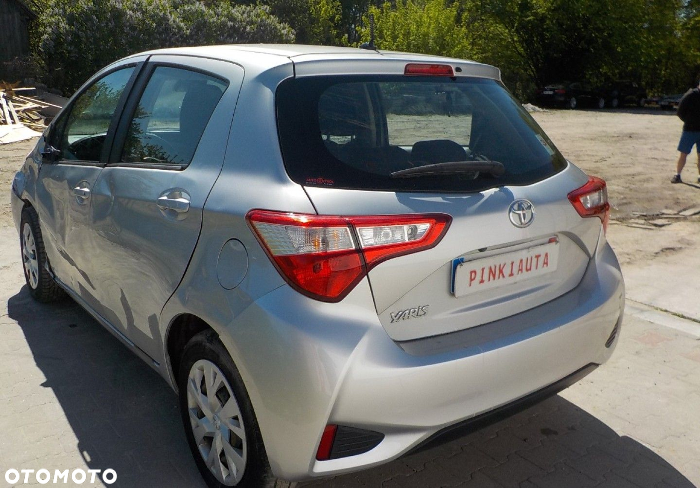 Toyota Yaris - 8