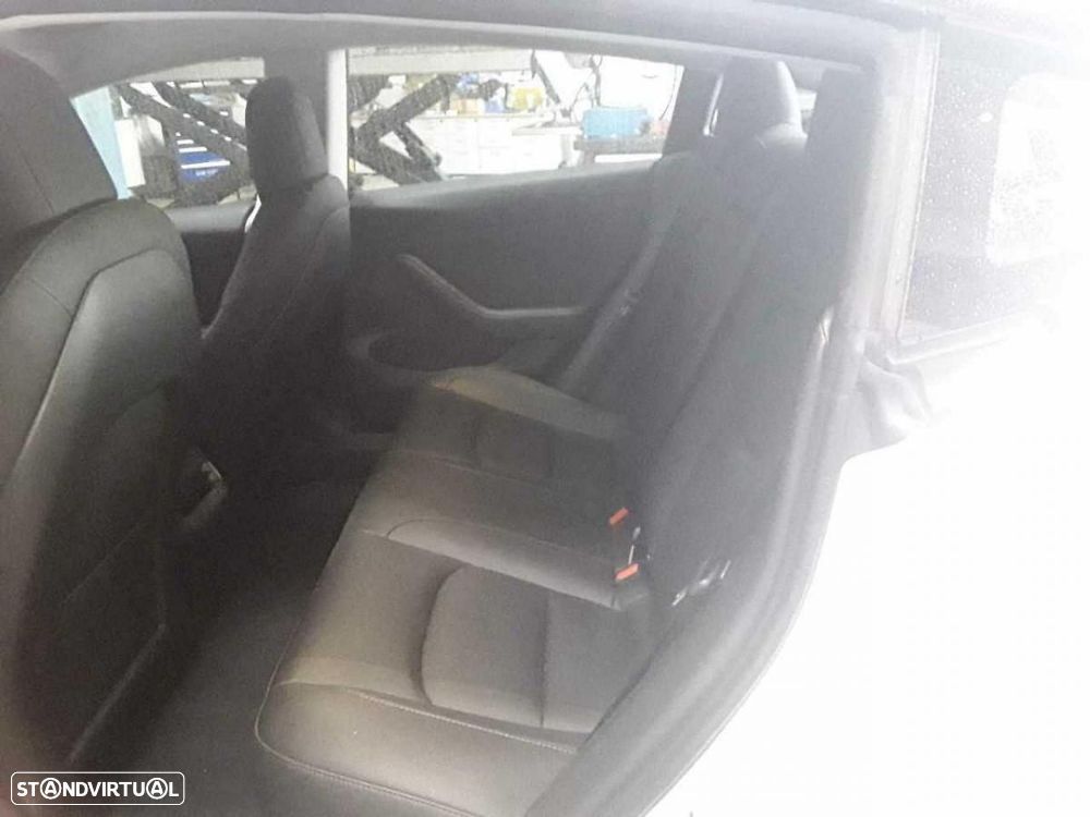 Tesla Model 3 Long Range RWD - 7