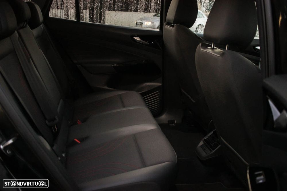 VW ID.4 4Motion GTX - 7